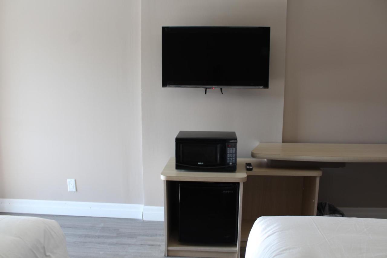 Super 8 By Wyndham Niagara Falls On المظهر الخارجي الصورة