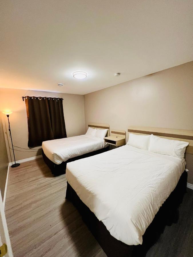 Super 8 By Wyndham Niagara Falls On المظهر الخارجي الصورة