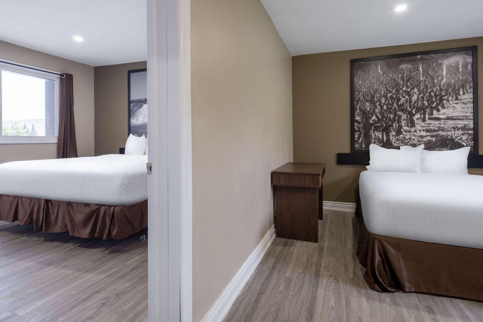 Super 8 By Wyndham Niagara Falls On المظهر الخارجي الصورة